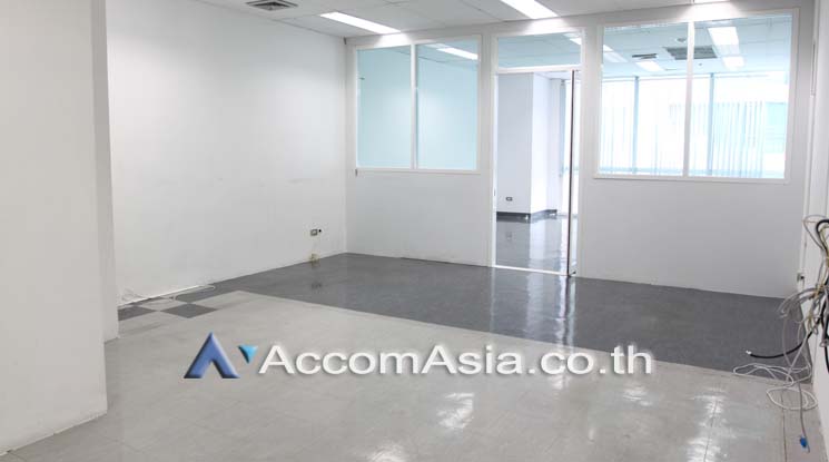  2  Studio Office Space For Rent in Sathorn ,Bangkok BTS Chong Nonsi - BRT Arkhan Songkhro at JC Kevin Tower AA17415
